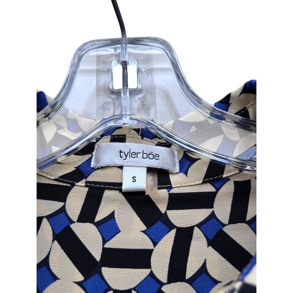 Tyler Boe Silk Shirt S Oversized Popover Geometric Roll Tab Snap Front 100% Silk - Picture 7 of 7